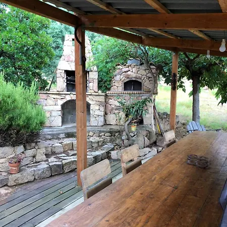 Chalet Cala D'orzu 度假居 *