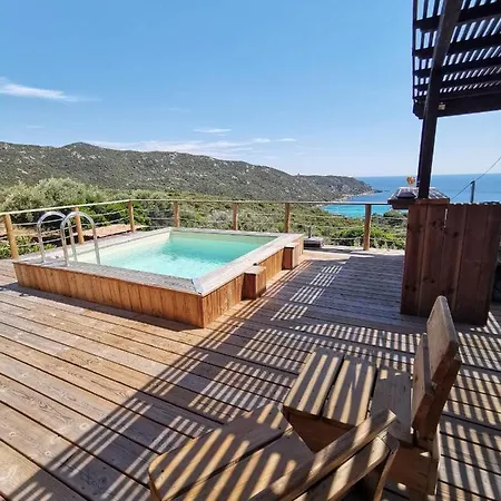 Chalet Cala D'orzu 度假居 *
